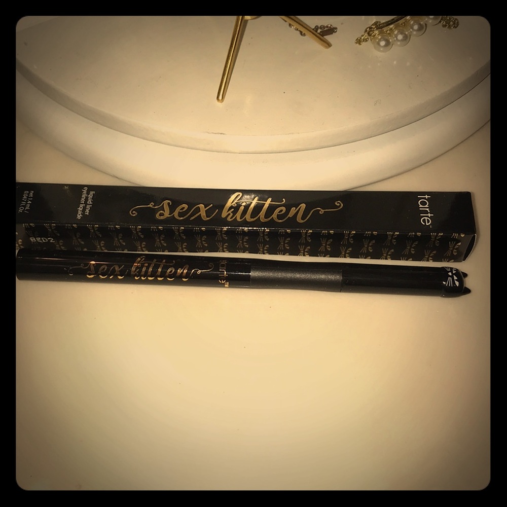 ✨Tarte Cosmetics “Sex Kitten” Liquid Eyeliner✨